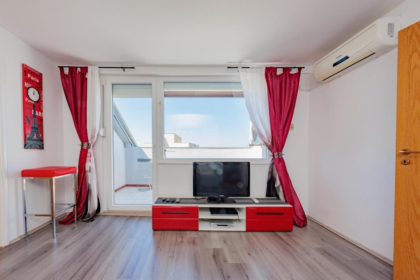 Apartman Crowonder Lucky House With Pool And Patio 30 Meters From The Zadar