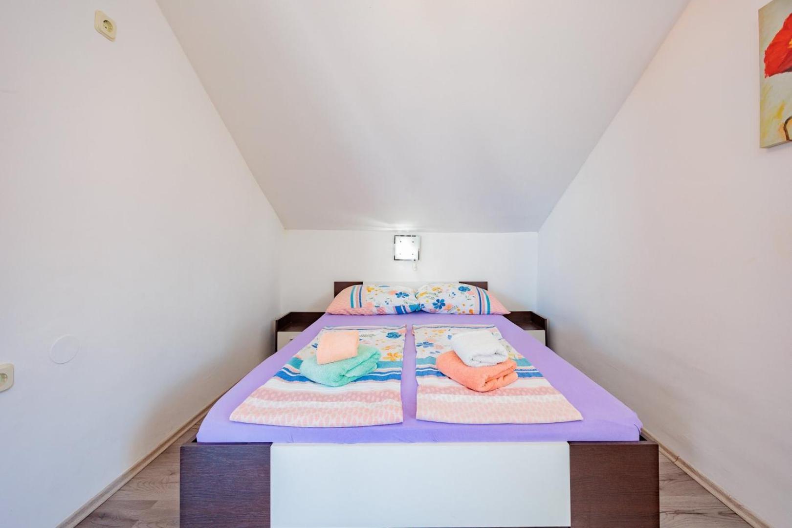 Crowonder Lucky House With Pool And Patio 30 Meters From The Apartmán