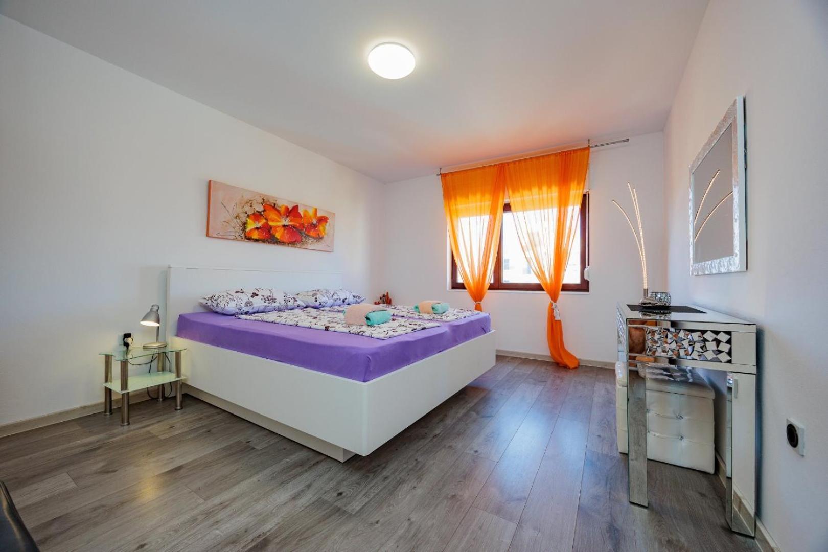 Apartmán Crowonder Lucky House With Pool And Patio 30 Meters From The