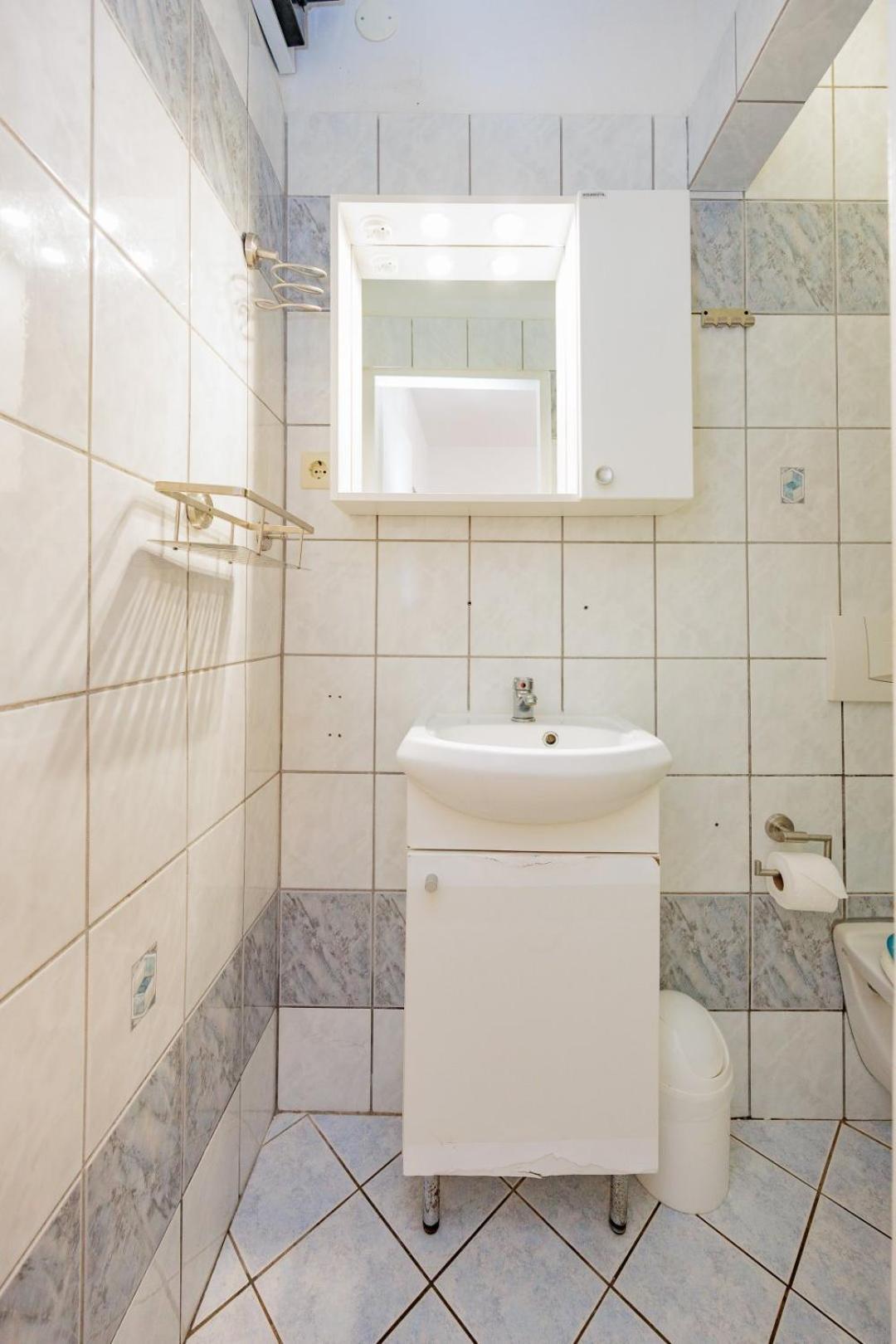 Crowonder Lucky House With Pool And Patio 30 Meters From The Apartment